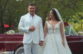 El Conquistador: Luna de miel extrema season-1: El Conquistador: Luna de miel extrema Capítulo 1