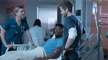 15:00: The Resident (S2 E1) (S2) | Viasat Series | 10/10 2026