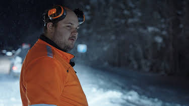 05:00: På glattisen (S16 E1) (S16) | Viasat 4 | 5/20 2026