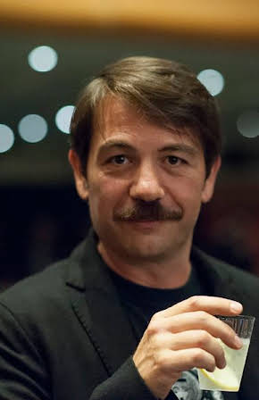 Alexandros Logothetis as 