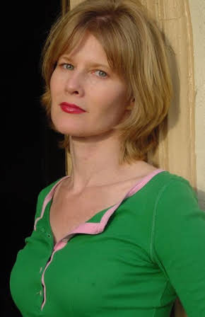 Jillian McWhirter as 