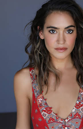 Teri Andrez as Bra-Clad Sister 
  
  
  (as Teri Andrzejewski)