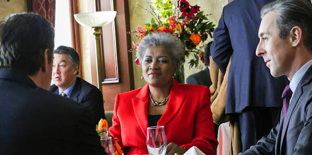 1:00 AM: The Good Wife (S3 E16) (S3) | 5 Star | 12/8 2025