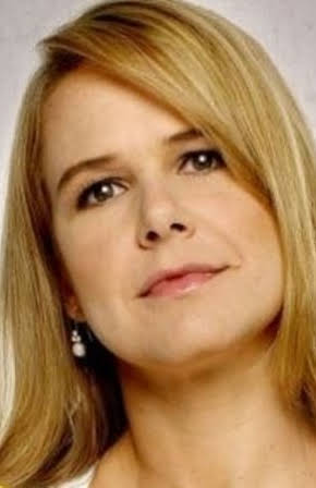 Nailea Norvind as 