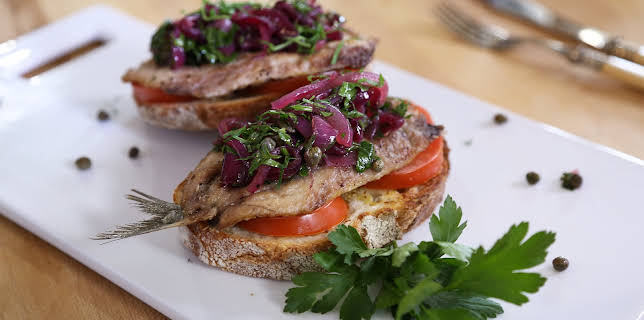 2:40 PM: Hairy Bikers' Best of British (S2 E1) (S2) | Dave | 1/11 2026