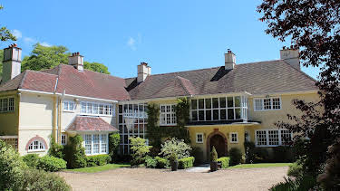3:40 AM: Britain's Most Expensive Houses | Channel 4 | 7/23 2026