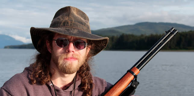 04:30: Alaskan Bush People (S2 E2) (S2) | Animal Planet | 3/4 2026