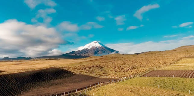 06:00: Leben mit Vulkanen | Arte | 3/15 2026