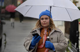 Twelve Dates 'til Christmas: 'Tis the Season for Mama Drama