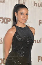 Susan Kelechi Watson como 