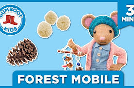 Daisy and Gumboot Kids Series: Forest Mobile (Wind)