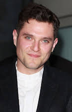 Mathew Horne som 