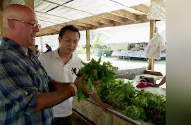 Bizarre Foods America Season 1: Twin Cities