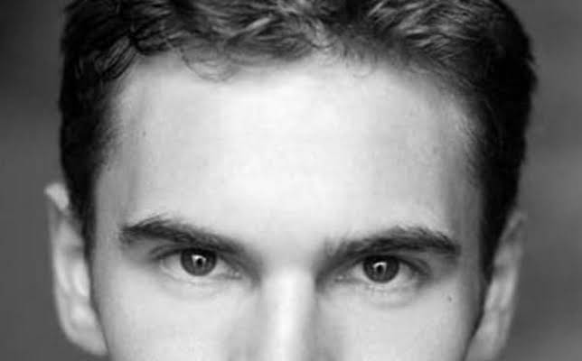 Tom Bateman