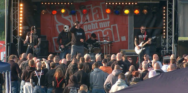 20:15: Neonazi-Konzerte und das Geschäft mit dem Hass | MDR Fernsehen | 3/11 2026