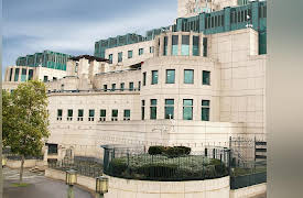 Secrets of Britain: Season 1: Secrets of Her Majesty's Secret Service