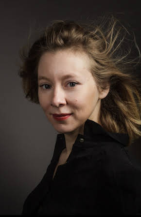 Géraldine Martineau as Anaïs