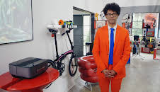 The Gadget Man (S3 E8)