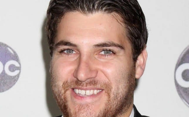 Adam Pally