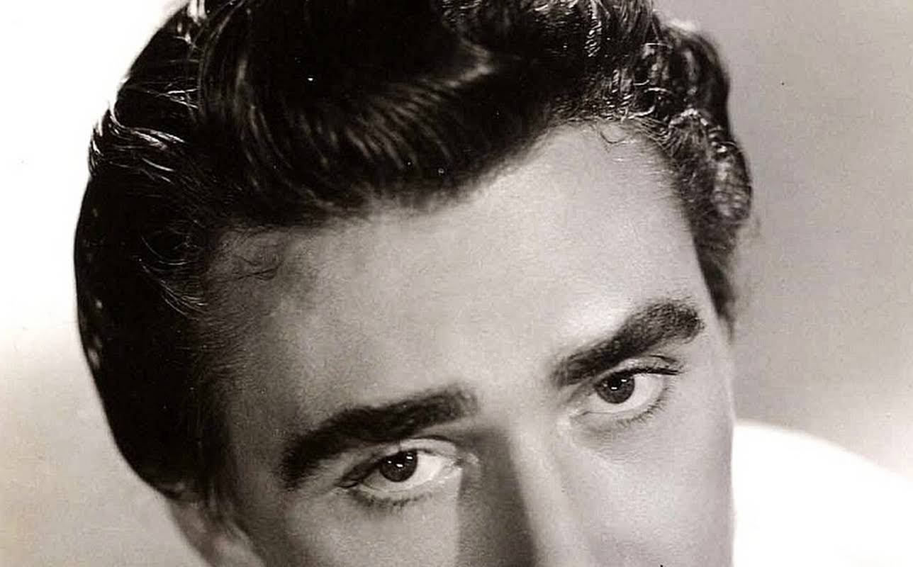 Maxwell Reed