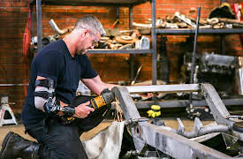 Ant Anstead Master Mechanic, Season 1: Does My Chassis Look Big In This?