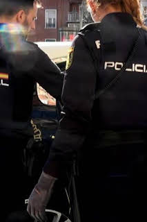 21:59: 091: alerta policía: Episodio 6 | Discovery Max | 4/4 2026