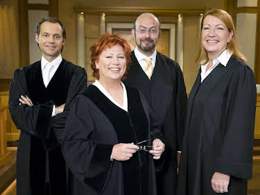 23:55: Richterin Barbara Salesch | Sat1 Gold | 10/8 2026