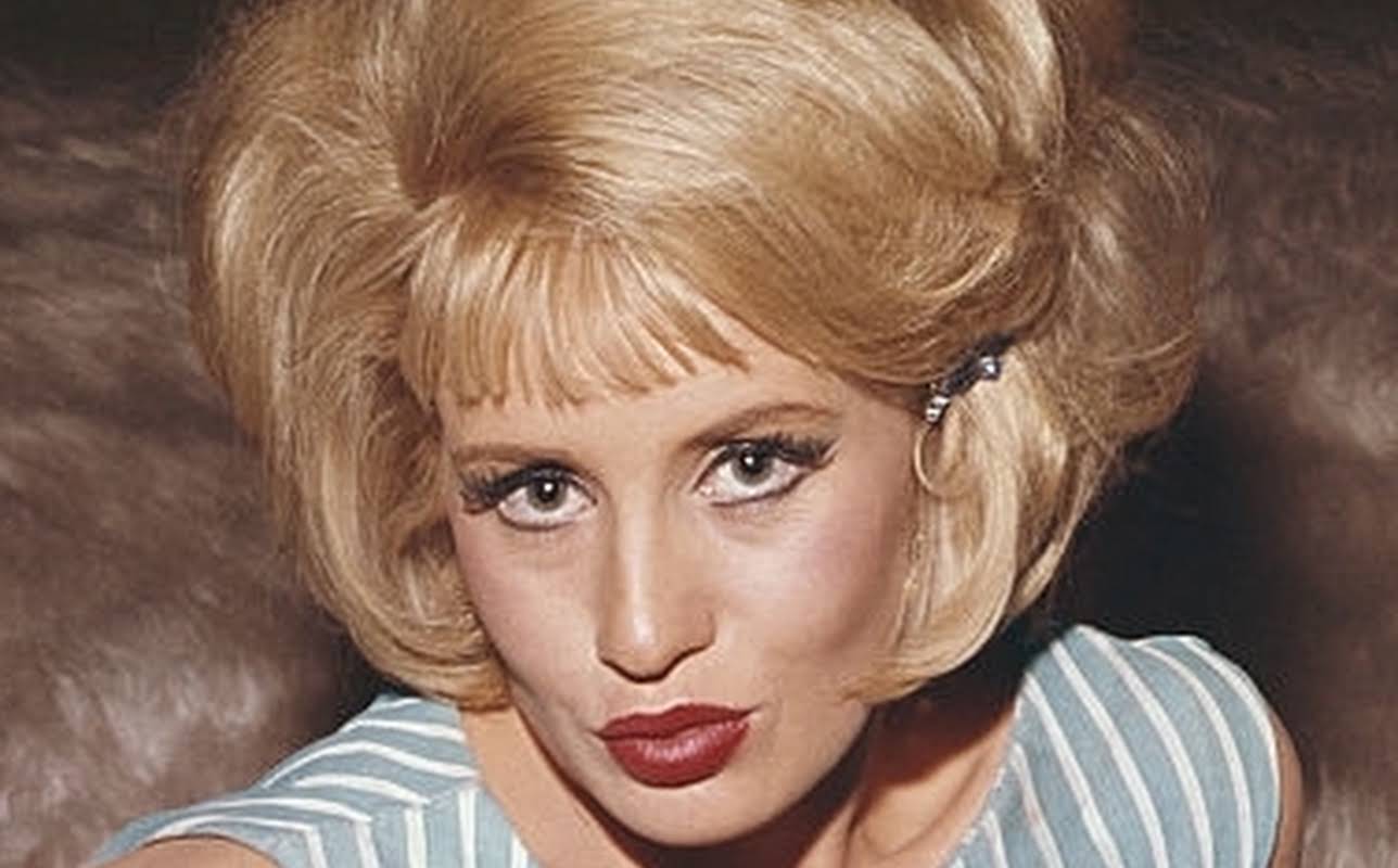 Sally Nesbitt
