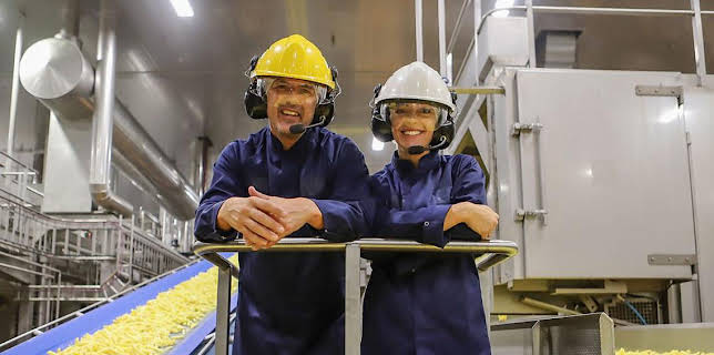 8:00 PM: Inside the Factory (S10) | BBC One East Midlands | 1/13 2026