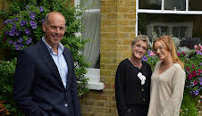 Kirstie and Phil's Love It or...