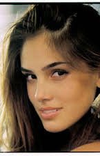 Sandra Echeverría som 