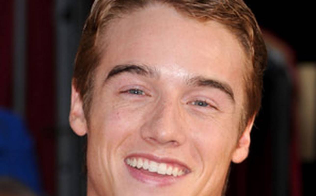 Brando Eaton