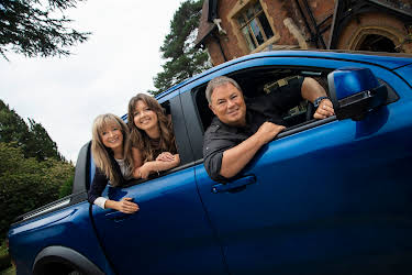 04:50: Mike Brewer: Born Dealer (S1 E2) (S1) | Discovery Channel | 4/8 2026