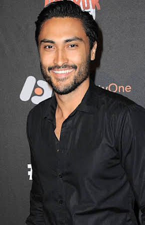 Jonny Cruz as 