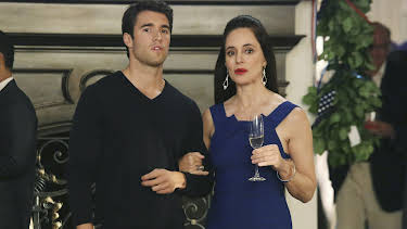 16:35: Revenge (S3 E7) (S3) | Viasat Series | 5/2 2026