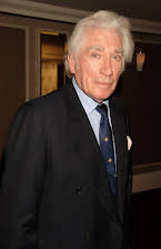 Frank Finlay como 