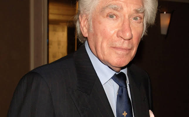 Frank Finlay