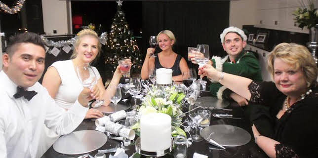 1:00 PM: Come Dine with Me Christmas | More 4 | 12/25 2025