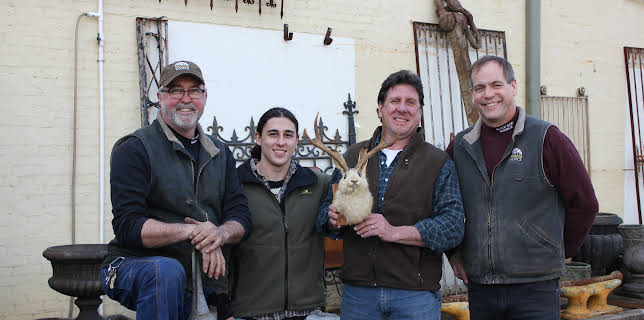 05:00: Salvage Dawgs (S3 E11) (S3) | Discovery Channel | 5/9 2025