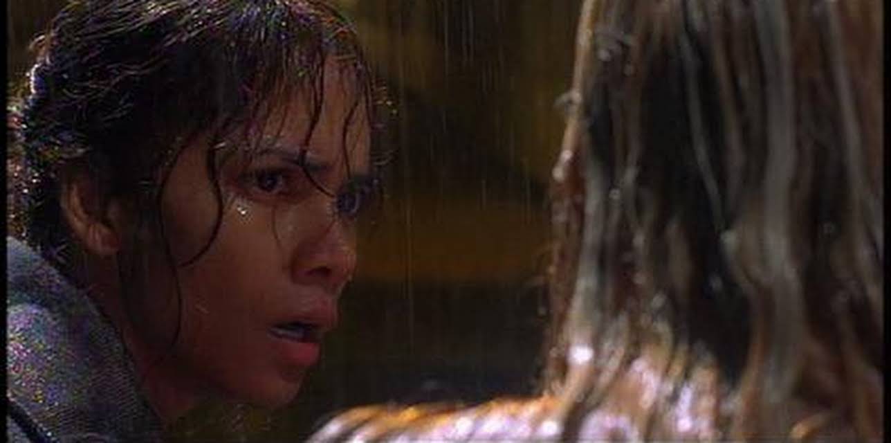 Gothika (2004)