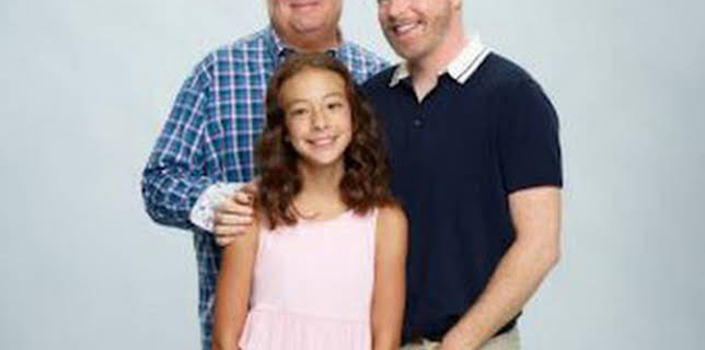 12:32: Modern Family (T9): Ep.20 ¡Madre! | Comedy Central | 12/13 2025