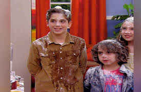 Every Witch Way Season 1: Discovery