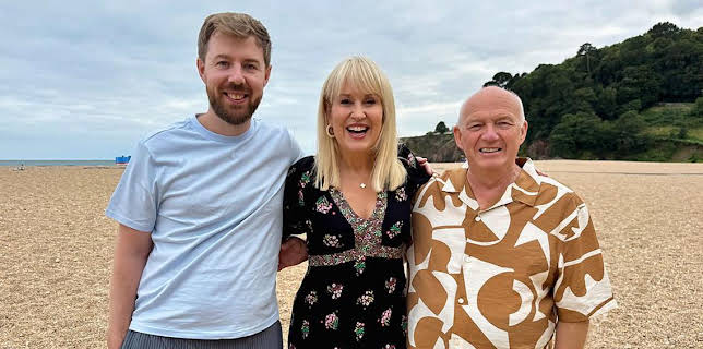 7:15 AM: Escape to the Country (S26) | BBC Two | 3/5 2026