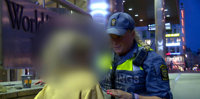 00:15: T-banen Stockholm (S9 E1) (S9) | MAX | 1/23 2026