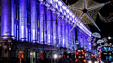 10:30 PM: Selfridges at Christmas | Channel 5 | 12/7 2025