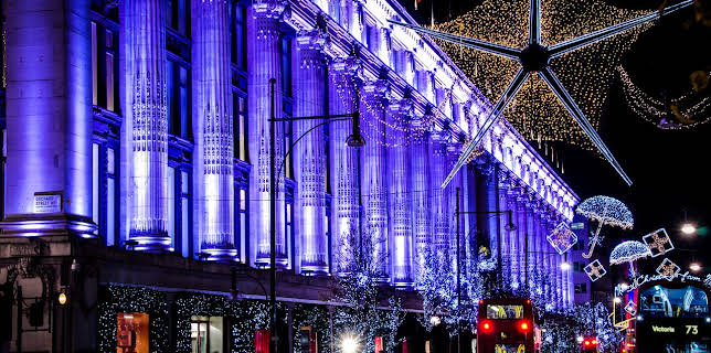 9:30 PM: Selfridges at Christmas | Channel 5 | 12/7 2025