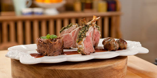 8:05 AM: Hairy Bikers' Best of British (S1 E27) (S1) | Dave | 1/10 2026