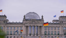 Great Continental Railway Journeys (S7 E3)