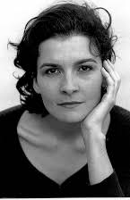 Louise Lemoine Torres como 