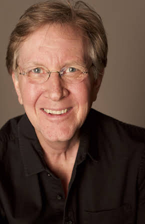 Robert Clotworthy as (voice) (as Rob Clotworthy)